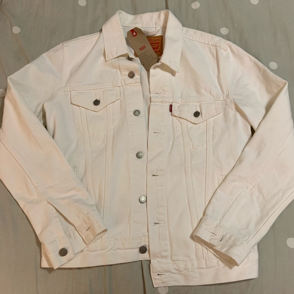 Levi’s oversized jean jacket